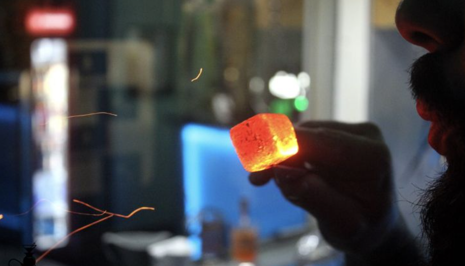 smokeless low ash coconut charcoal briquettes